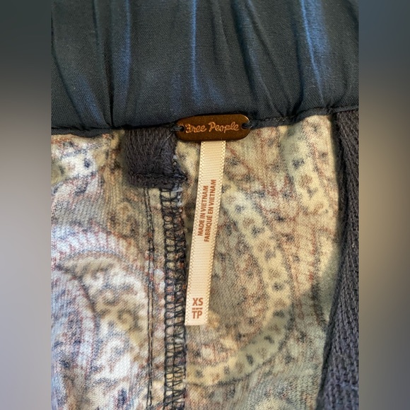Free People City Slouch Blue Paisley XS - Picture 7 of 7